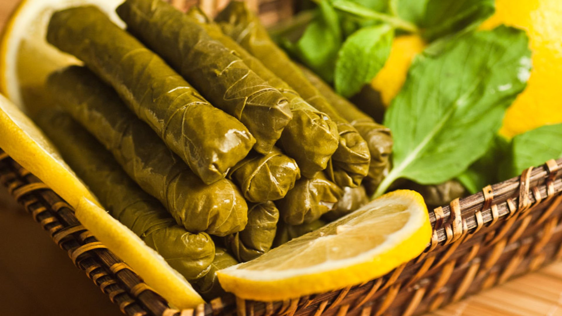 Sarma pişirmenin efsane yöntemi: Çay bardağını ters çevirin ➤ haberion.com