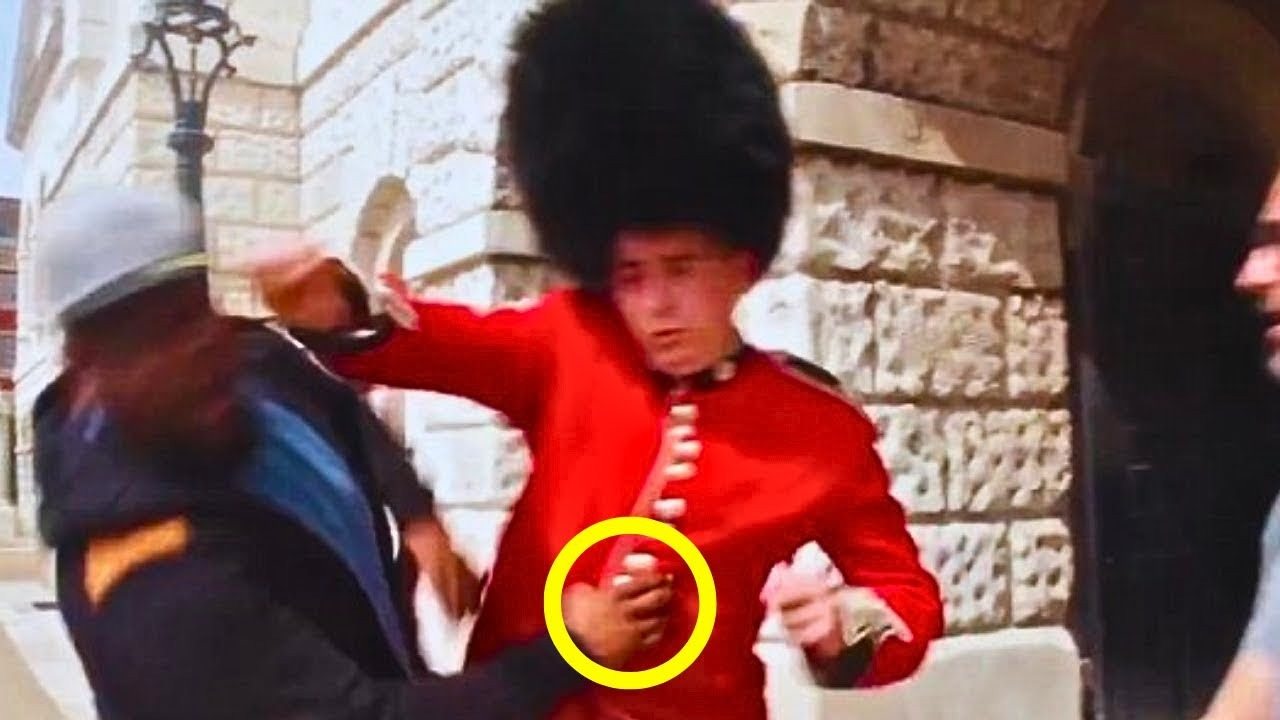 Rich Man Mocks Royal Guard — He Didn’t Expect What Happened Next ➤ Главное.net